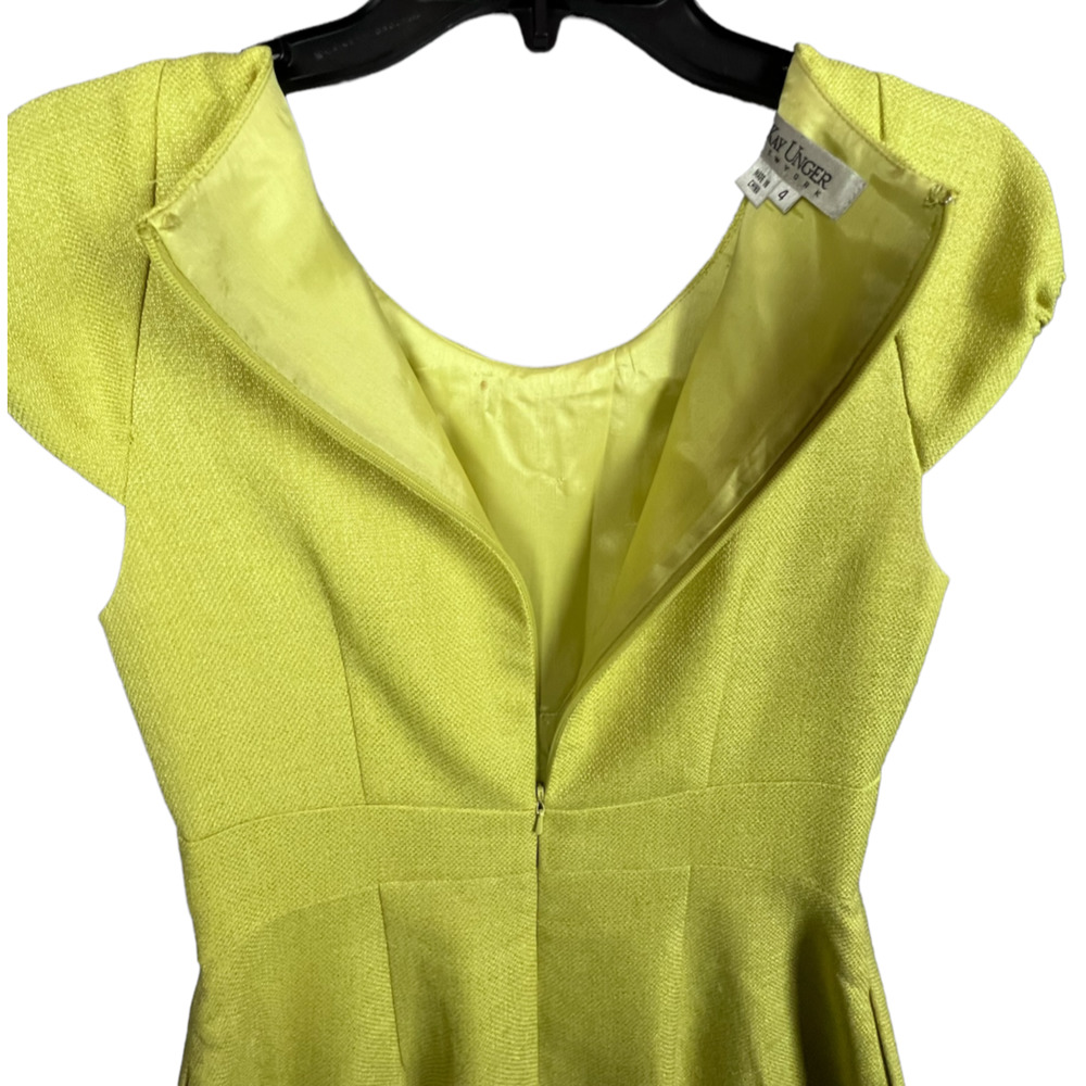 Kay Unger Women's Short Sleeve Dress Sz 4 Mustard Color With Embeleshments Lined - Picture 5 of 9